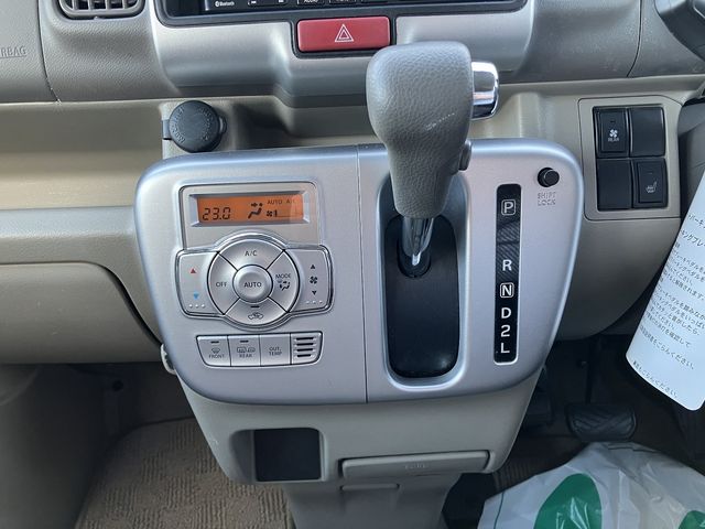 NV100 CLIPPER RIO 4WD
