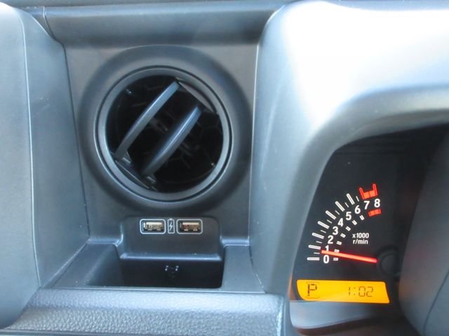 N-VAN