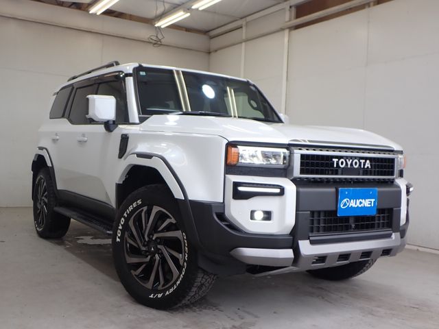 LANDCRUISER 250