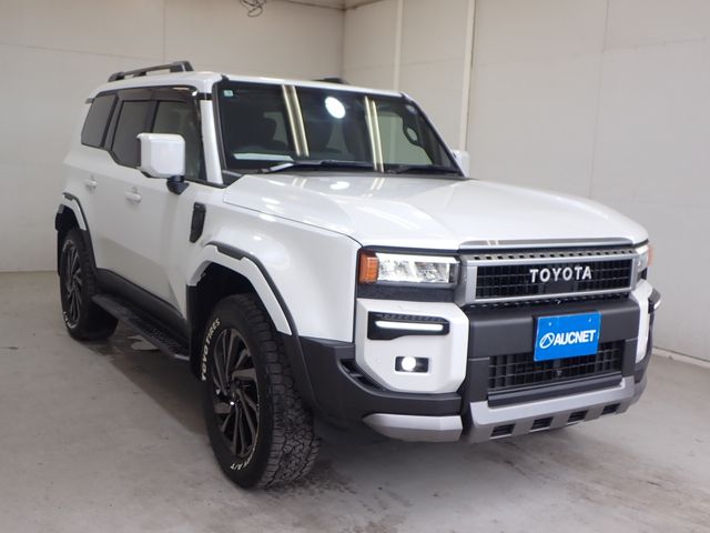 LANDCRUISER 250