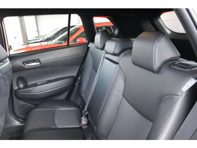 COROLLA CROSS HYBRID