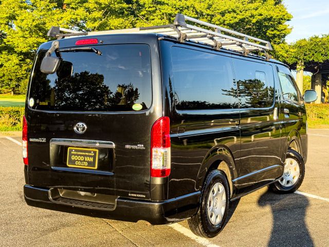 HIACE van 4WD