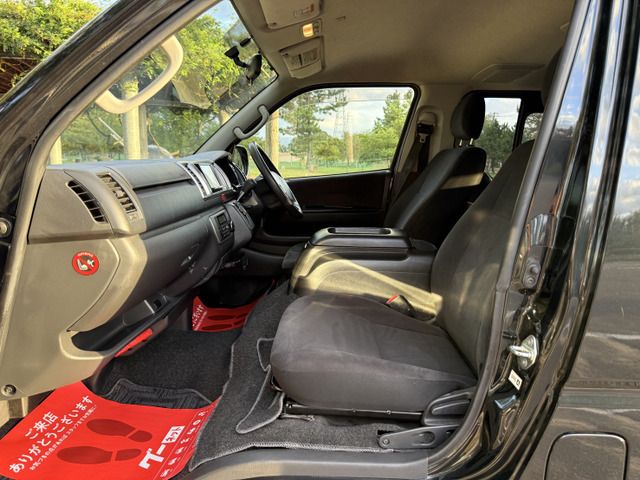 HIACE van 4WD