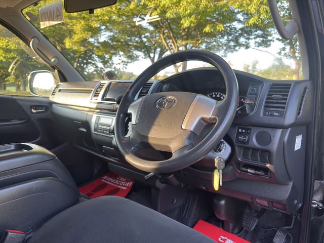 HIACE van 4WD