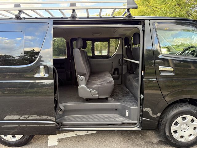 HIACE van 4WD