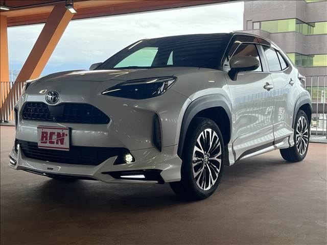 YARIS CROSS HYBRID