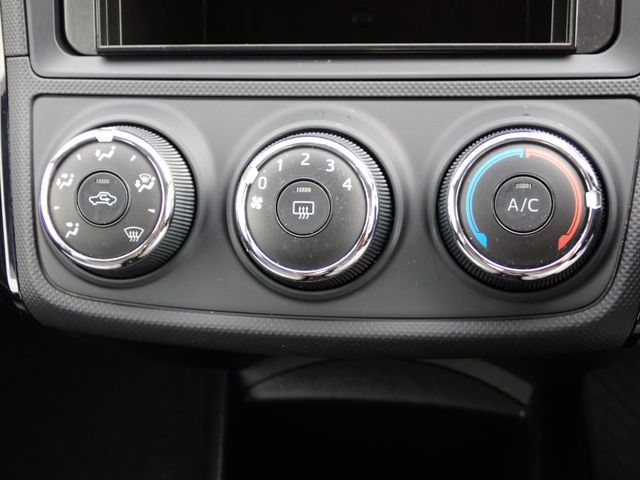 COROLLA AXIO