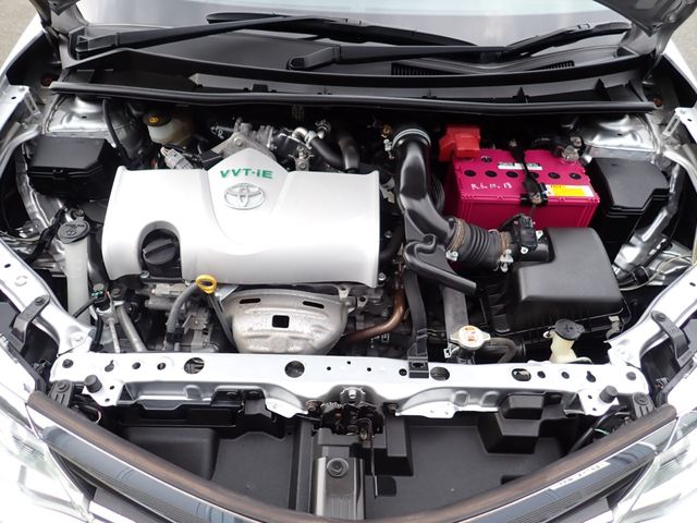 COROLLA AXIO