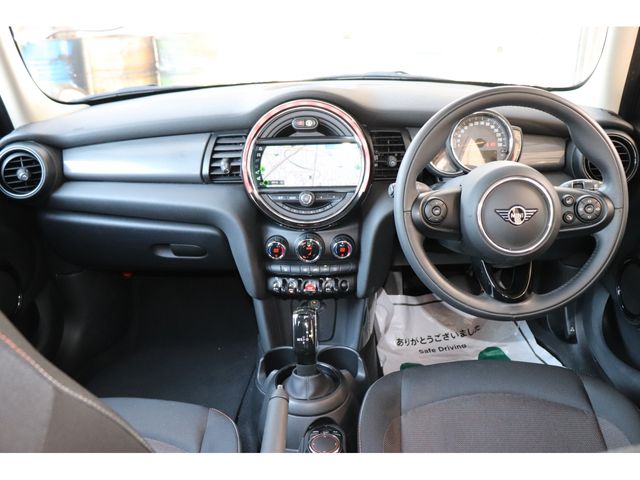 MINI COOPER 5DOOR