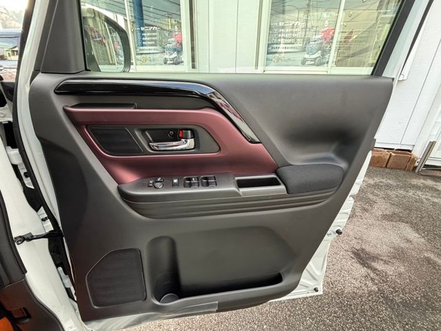 Spacia custom