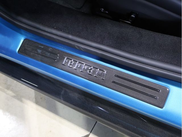 FERRARI 296 GTB