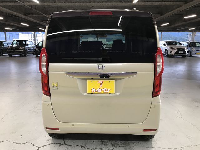N-BOX