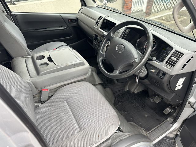 HIACE van 2WD