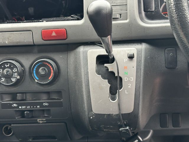 HIACE van 2WD
