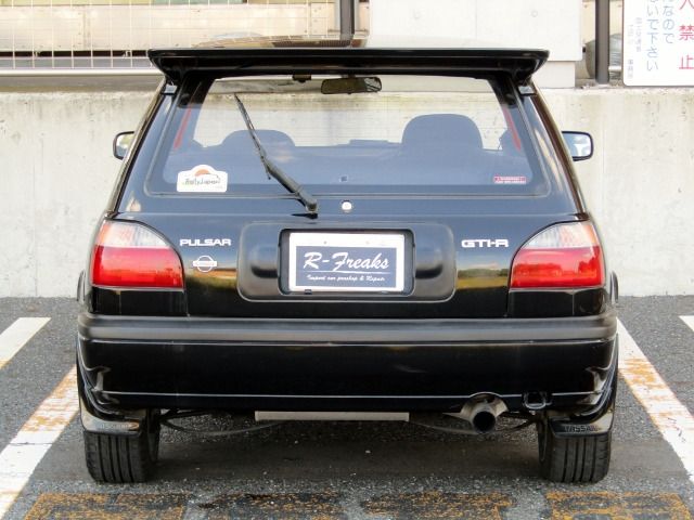 PULSAR hatchback 4WD