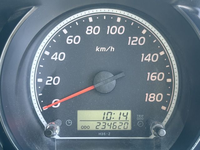 HIACE van 2WD