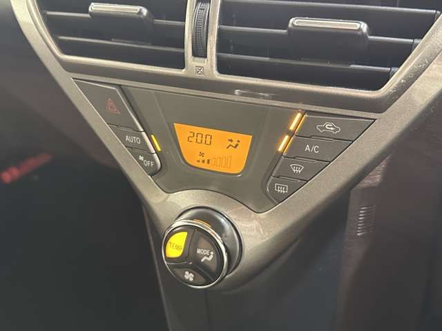 iQ