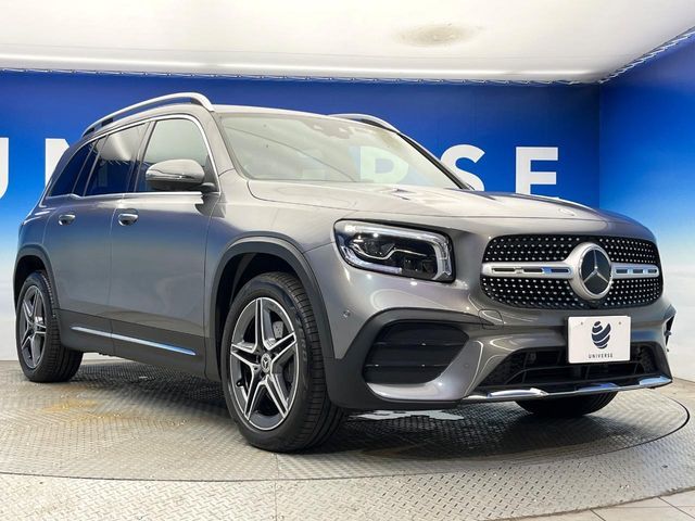 MERCEDES BENZ GLB