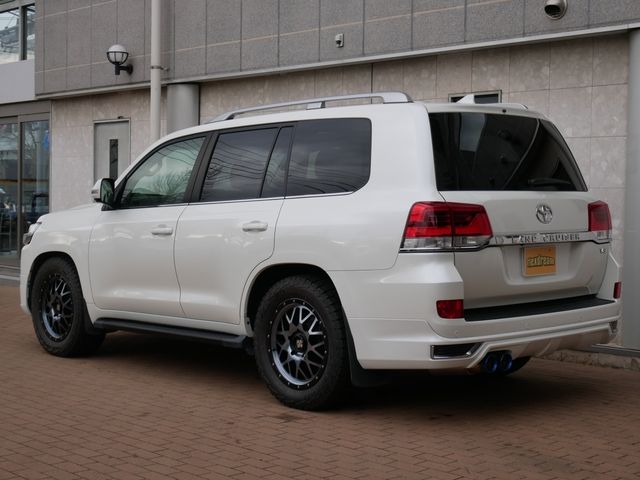 LANDCRUISER wagon