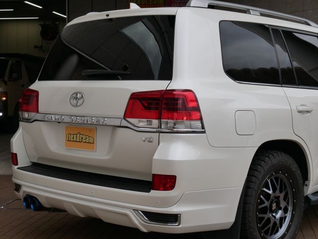 LANDCRUISER wagon