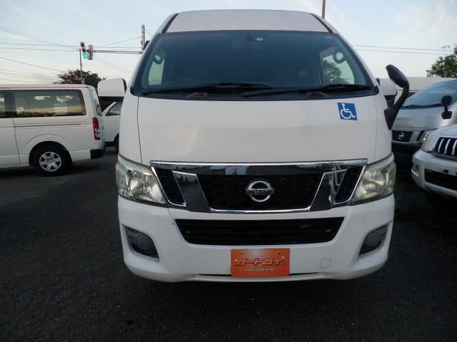 NV350 CARAVAN 4WD