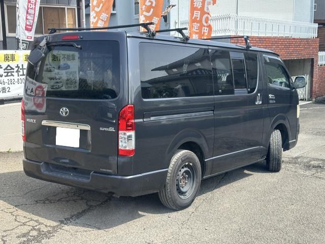 HIACE van 4WD