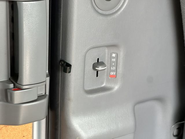 HIACE van 4WD