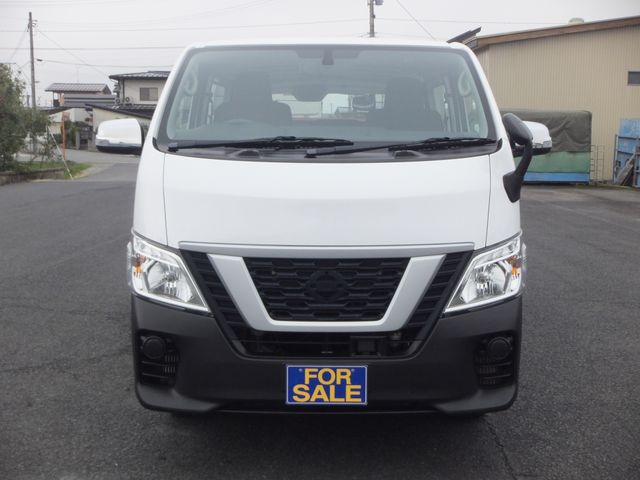 NV350 CARAVAN 4WD