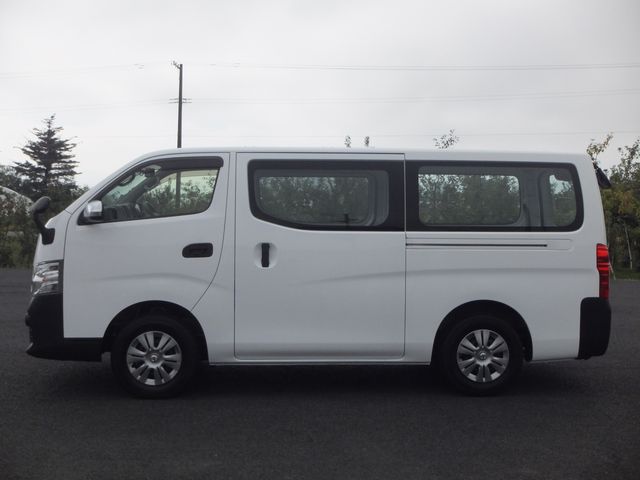 NV350 CARAVAN 4WD