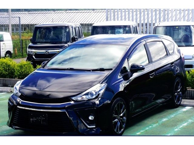 PRIUS Alpha
