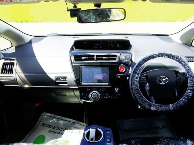 PRIUS Alpha