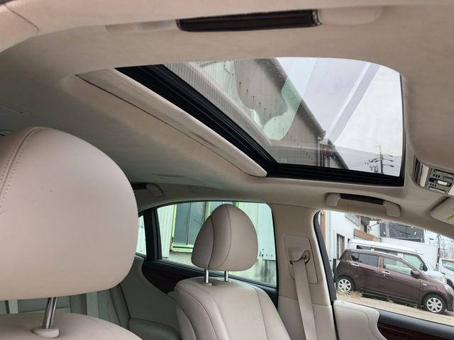 LEXUS LS600h