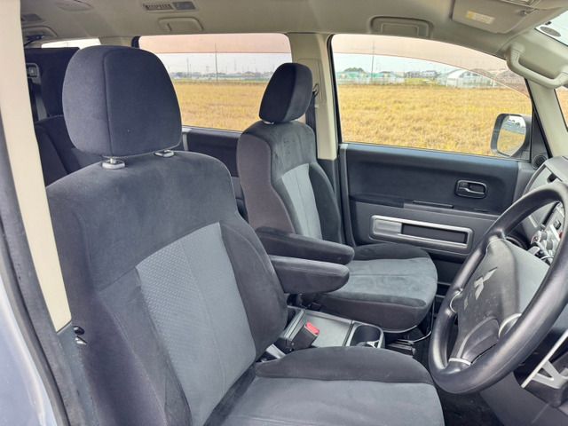 DELICA D:5 2WD