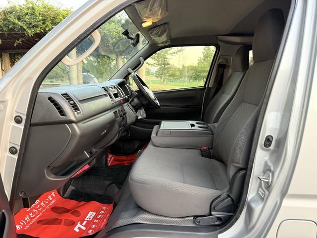 HIACE van 4WD