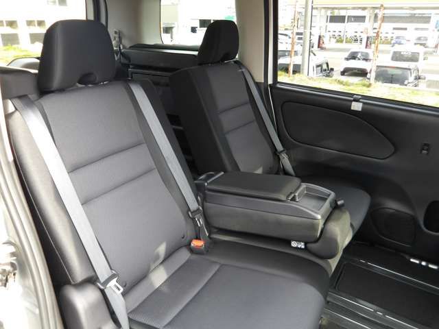 SERENA WG 4WD