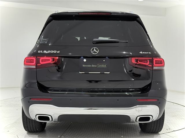 MERCEDES BENZ GLB