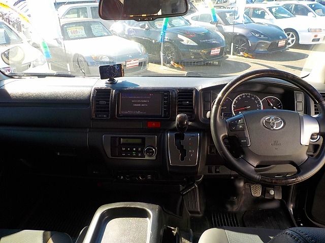 REGIUSACE van 4WD