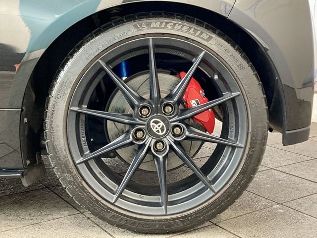 GR YARIS
