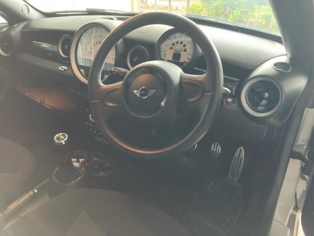 BMW MINI COOPER COUPE