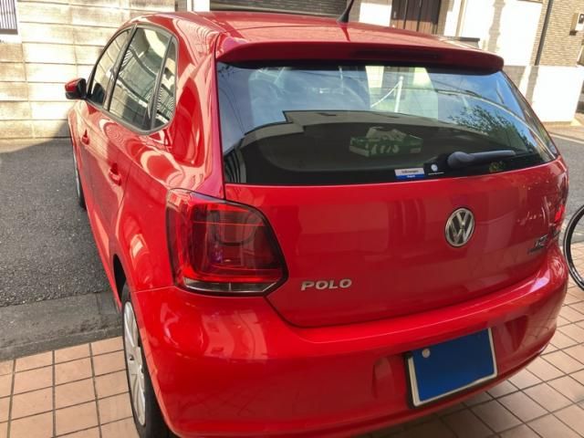 VOLKSWAGEN POLO