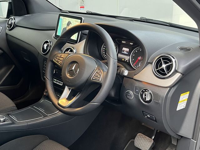 MERCEDES BENZ B class