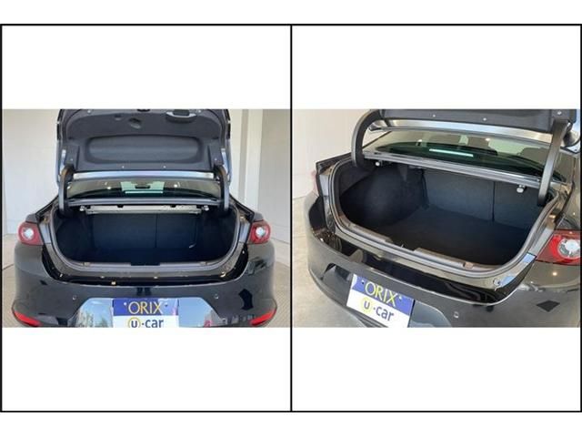MAZDA3 SEDAN