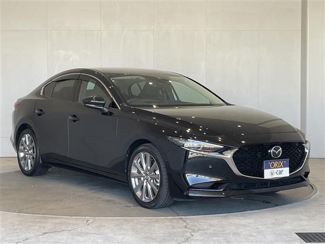 MAZDA3 SEDAN