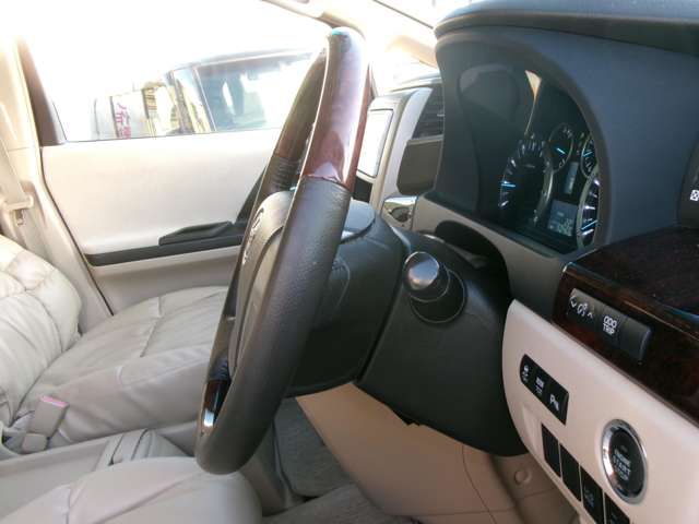 VELLFIRE 4WD