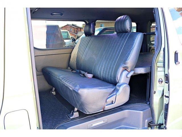 HIACE van 2WD