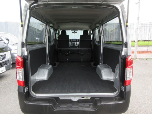 NV350 CARAVAN