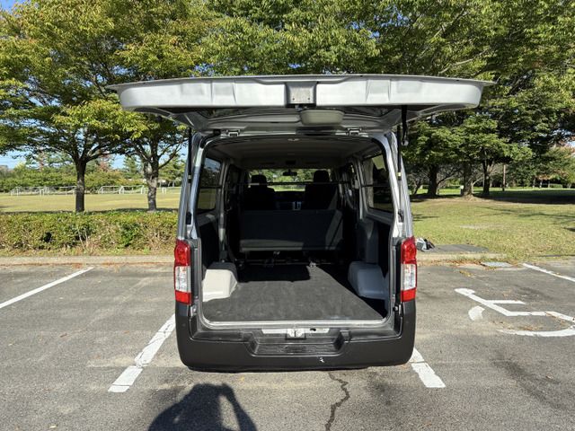 NV350 CARAVAN 4WD