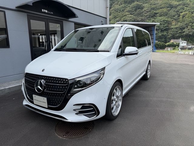 MERCEDES BENZ V class
