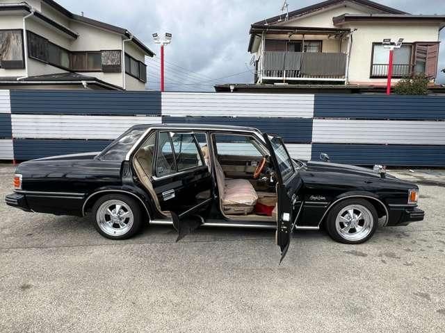CROWN hardtop