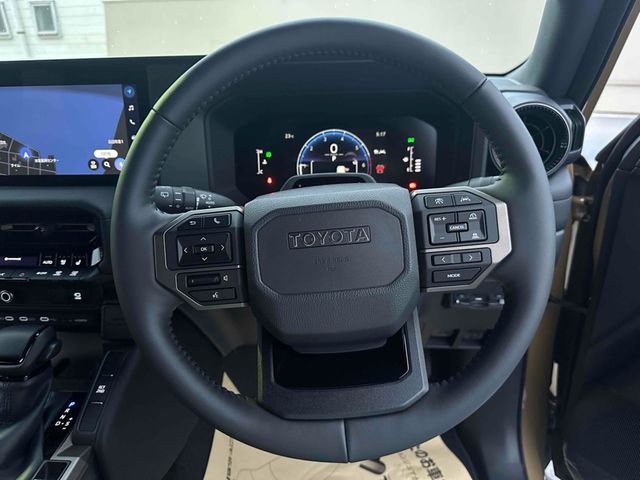 LANDCRUISER 250